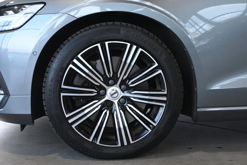 Volvo V60 2.0 T5 Inscription Automaat Clima Cruise P uit 2019, foto 15
