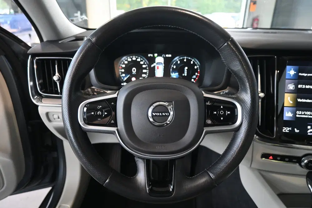 Volvo V60 2.0 T5 Inscription Automaat Clima Cruise P uit 2019, foto 6