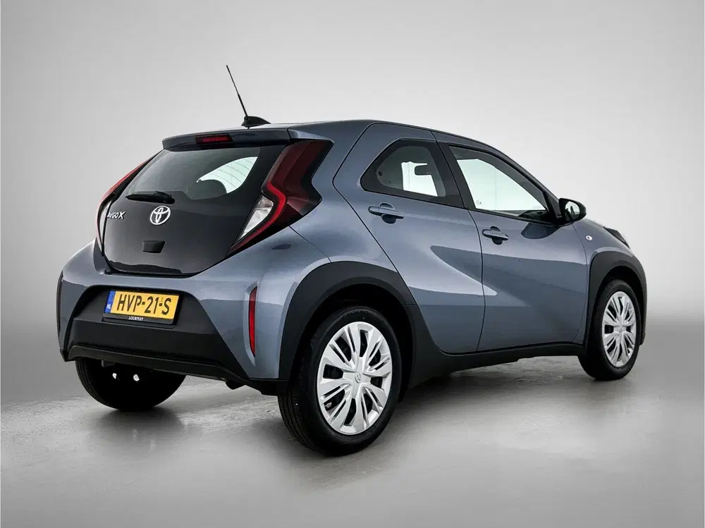 Toyota Aygo X 1.0 VVT-i MT Play uit 2025, foto 2