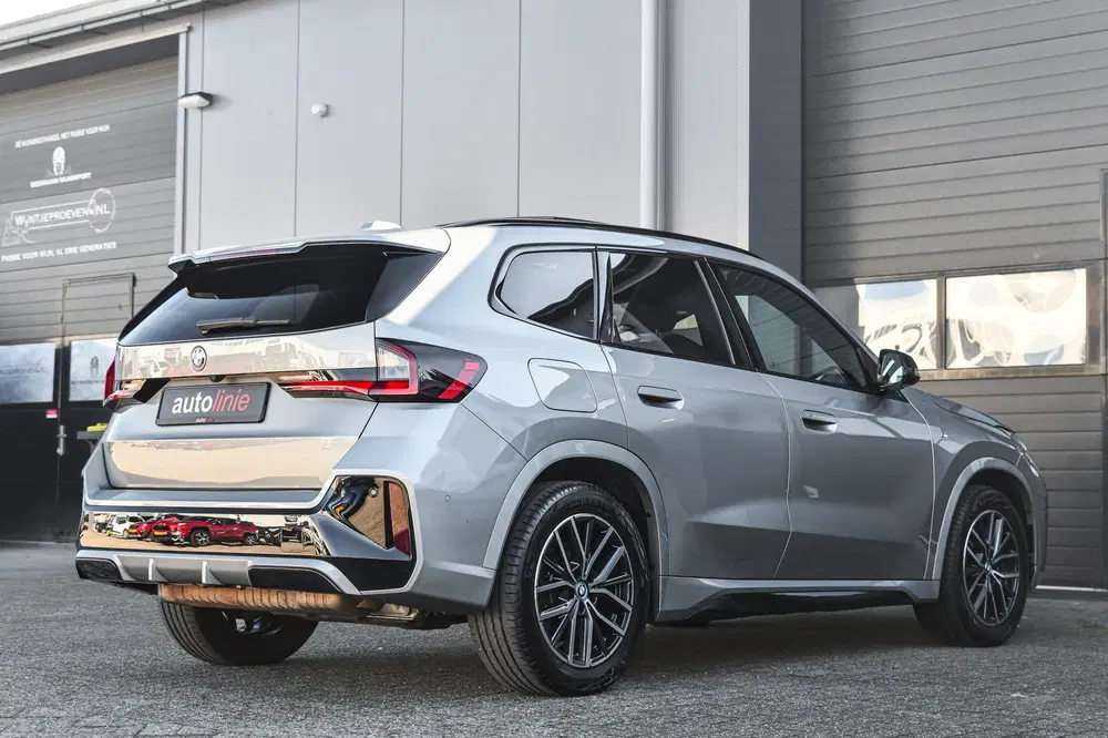 BMW X1 XDrive30e M Sport uit 2023, foto 8