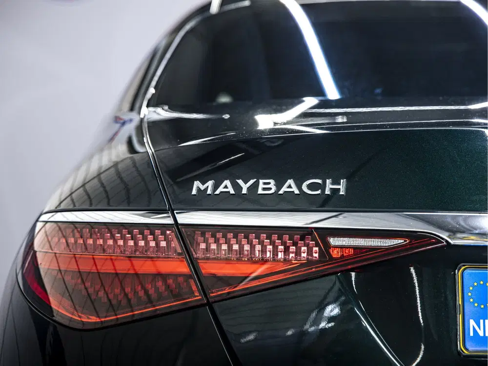 Mercedes-Benz S-Klasse Maybach uit 2022, foto 11