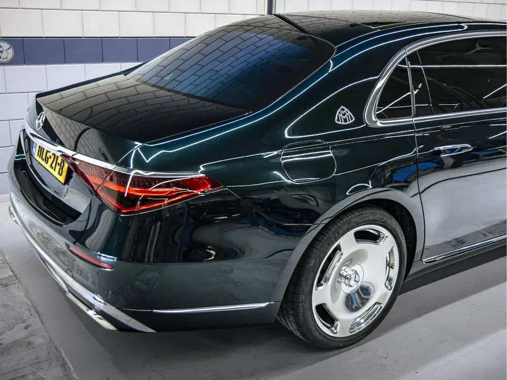 Mercedes-Benz S-Klasse Maybach uit 2022, foto 12
