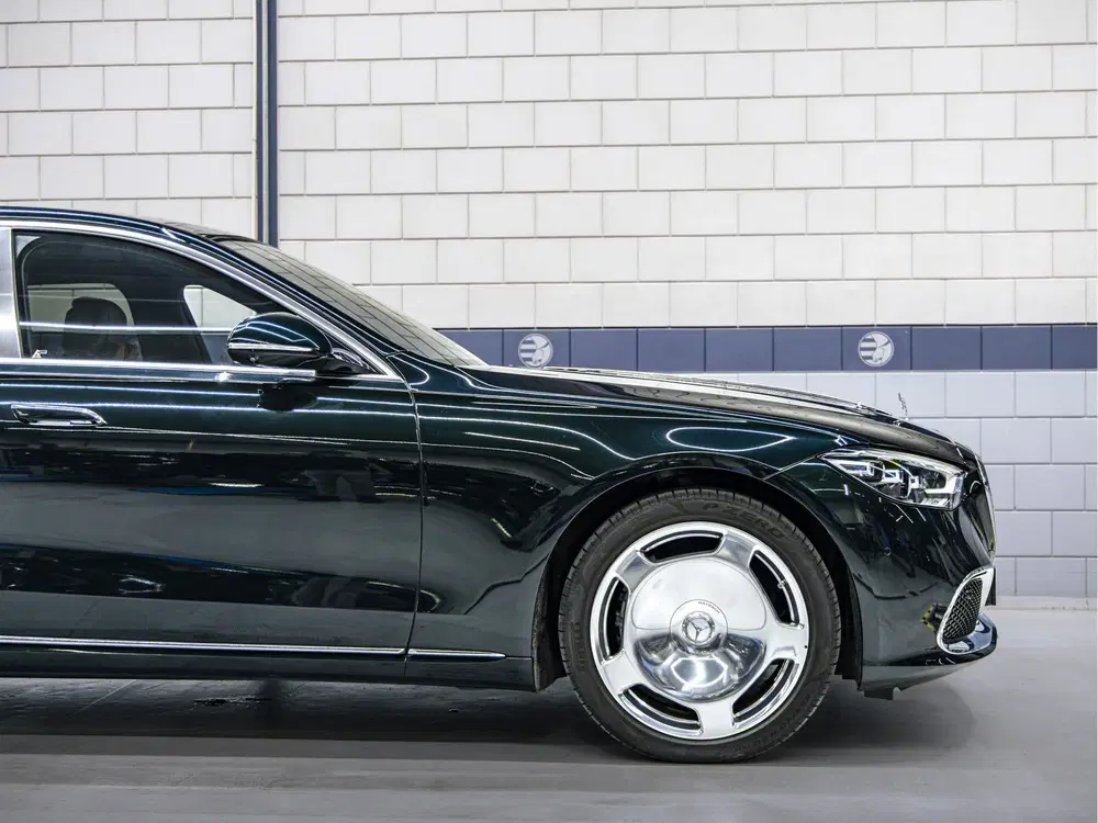 Mercedes-Benz S-Klasse Maybach uit 2022, foto 7