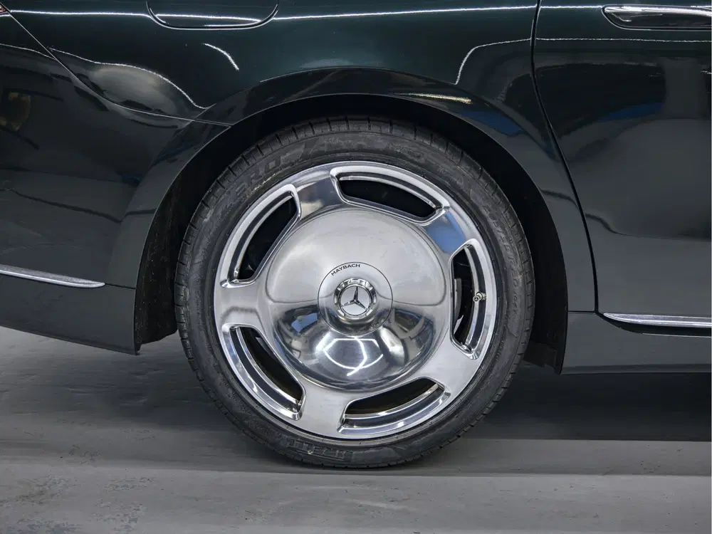 Mercedes-Benz S-Klasse Maybach uit 2022, foto 9