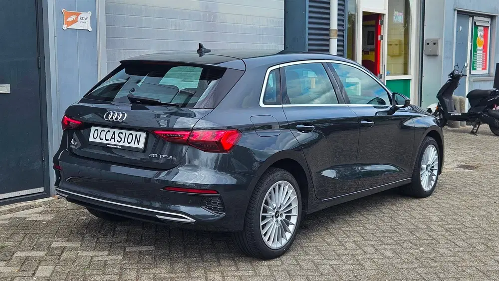 Audi A3 40 TFSI-e Advanced Matrix Virtual Keyless uit 2020, foto 6