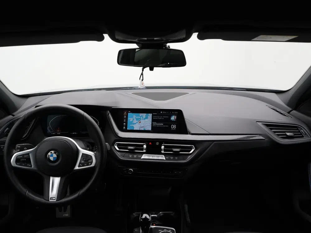 BMW 1-serie 118i Business Edition (bj 2021 uit 2021, foto 12