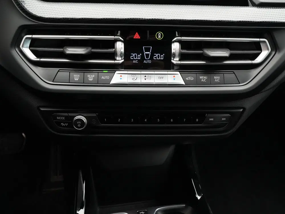 BMW 1-serie 118i Business Edition (bj 2021 uit 2021, foto 13