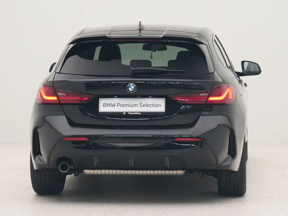 BMW 1-serie 118i Business Edition (bj 2021 uit 2021, foto 9