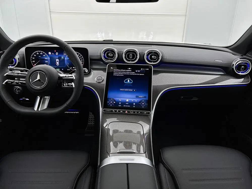 Mercedes-Benz C-Klasse 300 e 140 Years Edition uit 2026, foto 4