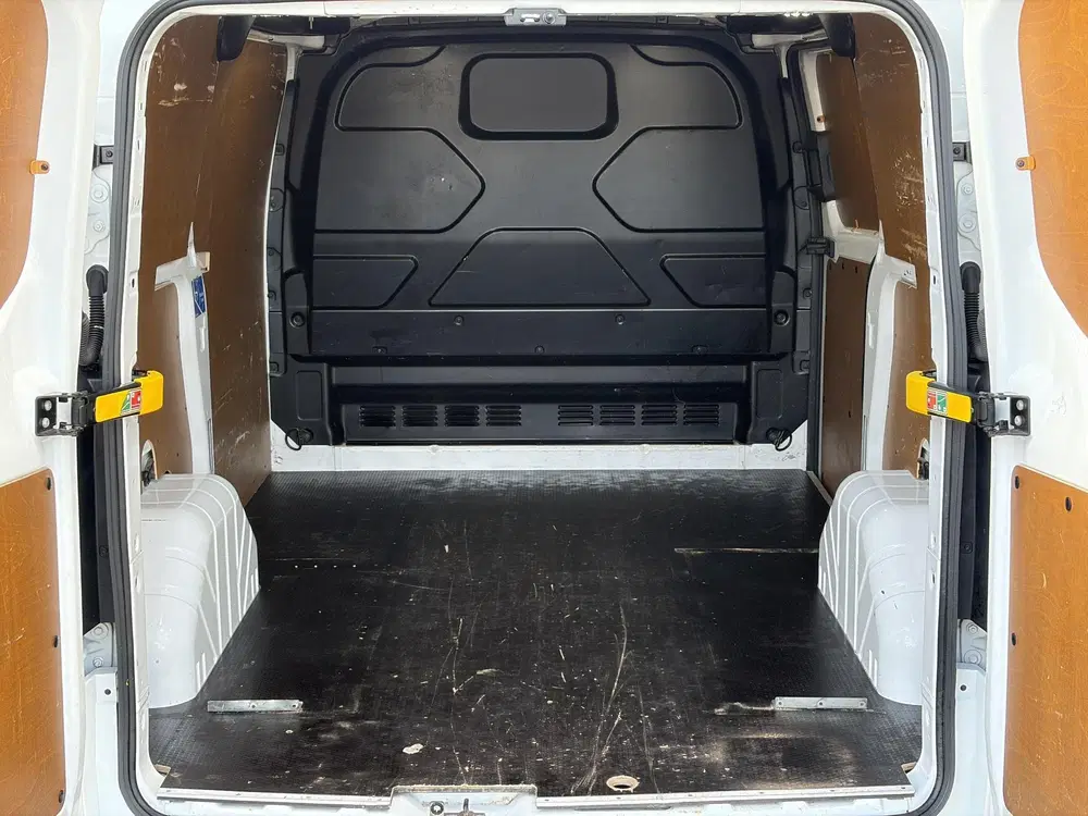 Ford Transit Custom 300 2.0 TDCI L1H1*HAAK*CAM*A uit 2020, foto 5