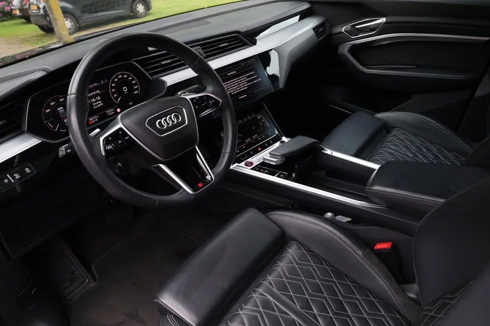 Audi e-tron S quattro 503PK 95 kWh Aut. uit 2021, foto 2