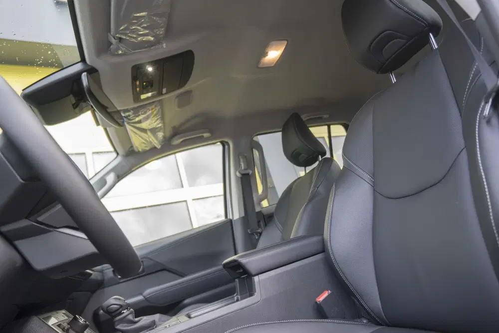Toyota Hilux 2.8 D-4D Hybrid Invincible JBL Full Option uit 2026, foto 13