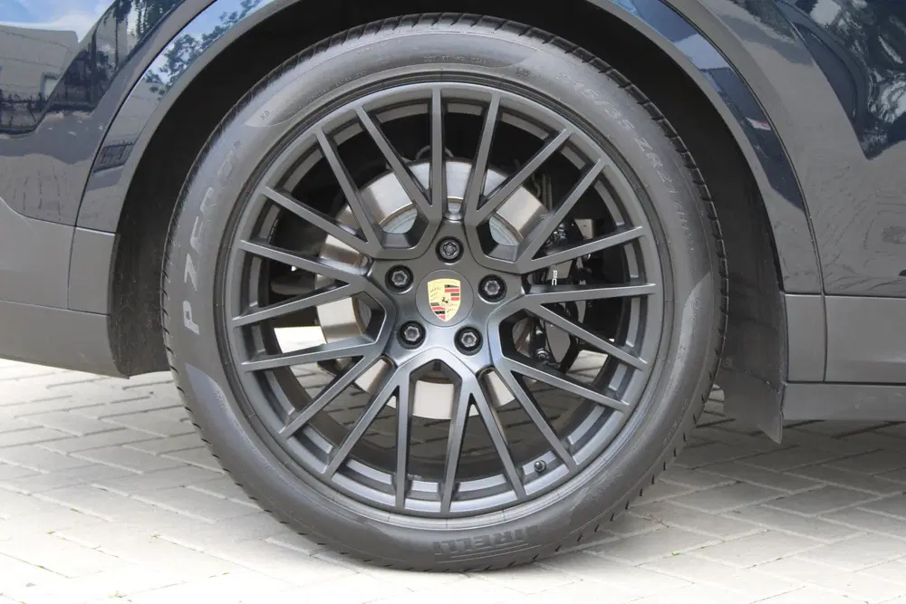 Porsche Cayenne Cayenne Coupé 3.0 E-Hybrid Platinum Editio uit 2022, foto 15