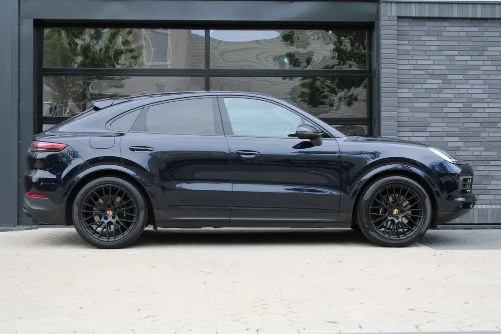 Porsche Cayenne Cayenne Coupé 3.0 E-Hybrid Platinum Editio uit 2022, foto 8