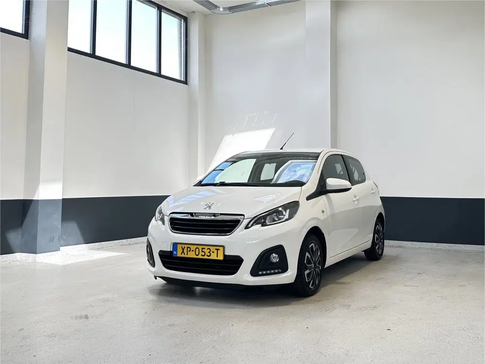 Peugeot 108 1.0 e-VTi Active Automaat uit 2019, foto 2