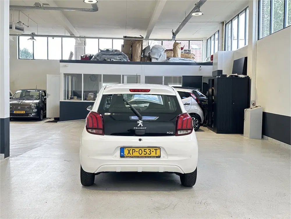 Peugeot 108 1.0 e-VTi Active Automaat uit 2019, foto 4