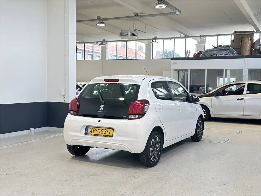 Peugeot 108 1.0 e-VTi Active Automaat uit 2019, foto 5