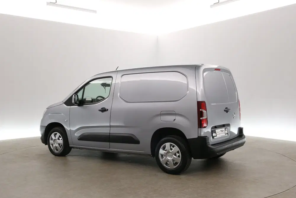 Opel Combo 1.5D Turbo uit 2021, foto 4