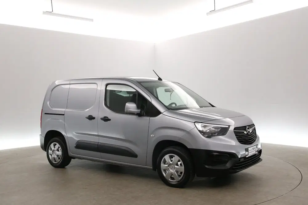 Opel Combo 1.5D Turbo uit 2021, foto 6