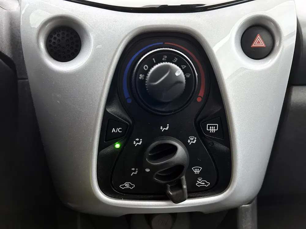 Toyota Aygo 1.0 VVT-i x-joy Automaat uit 2021, foto 10