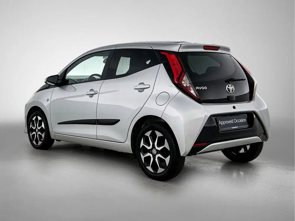 Toyota Aygo 1.0 VVT-i x-joy Automaat uit 2021, foto 14
