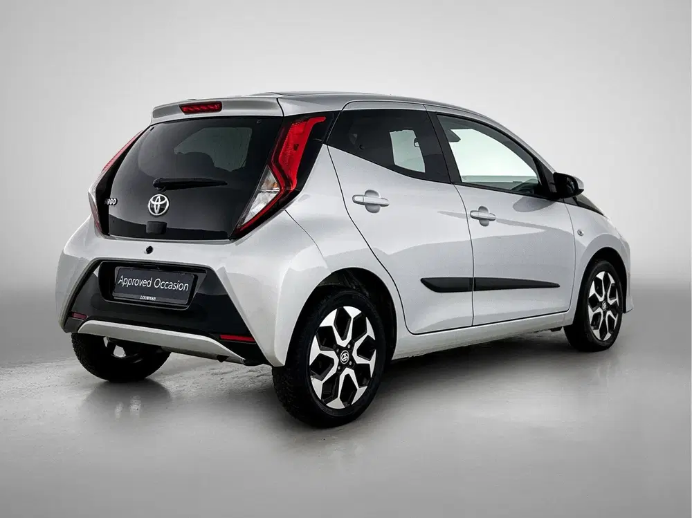 Toyota Aygo 1.0 VVT-i x-joy Automaat uit 2021, foto 2