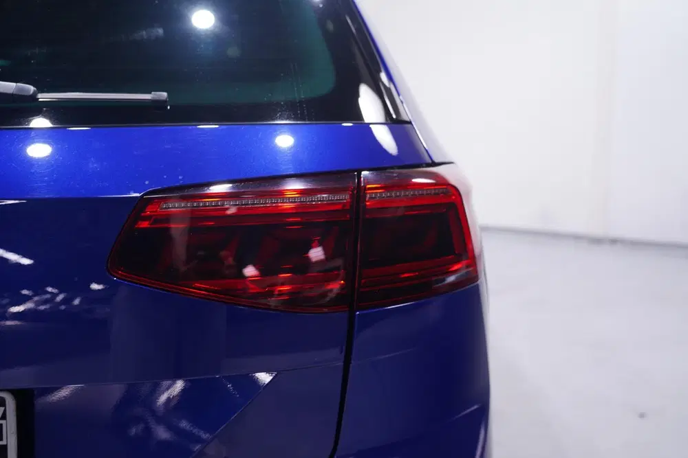 Volkswagen Passat 1.5 TSI R-Line Business + NAP IQ.L uit 2022, foto 13