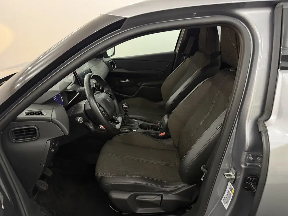 DS Automobiles DS 3 Crossback DS DS 3 Crossback 1.2 PureTech Business Ca uit 2022, foto 8