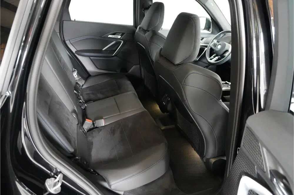 BMW X1 xDrive30e M-sport 327 pk PHEV uit 2023, foto 10