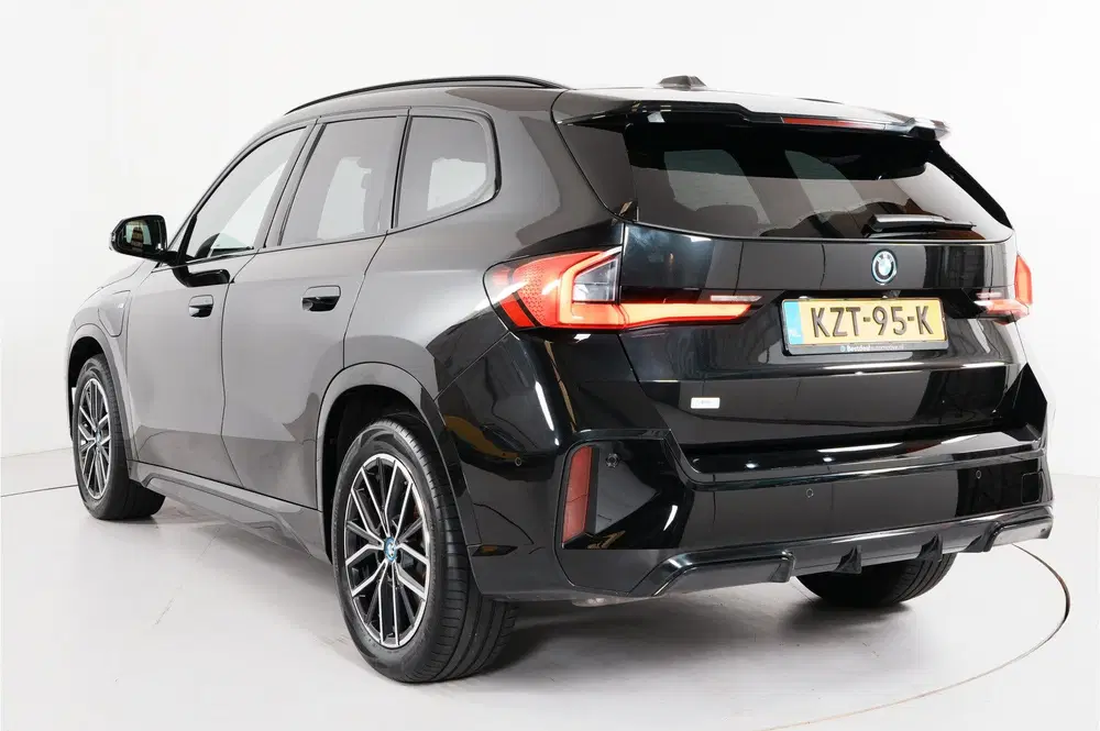 BMW X1 xDrive30e M-sport 327 pk PHEV uit 2023, foto 8