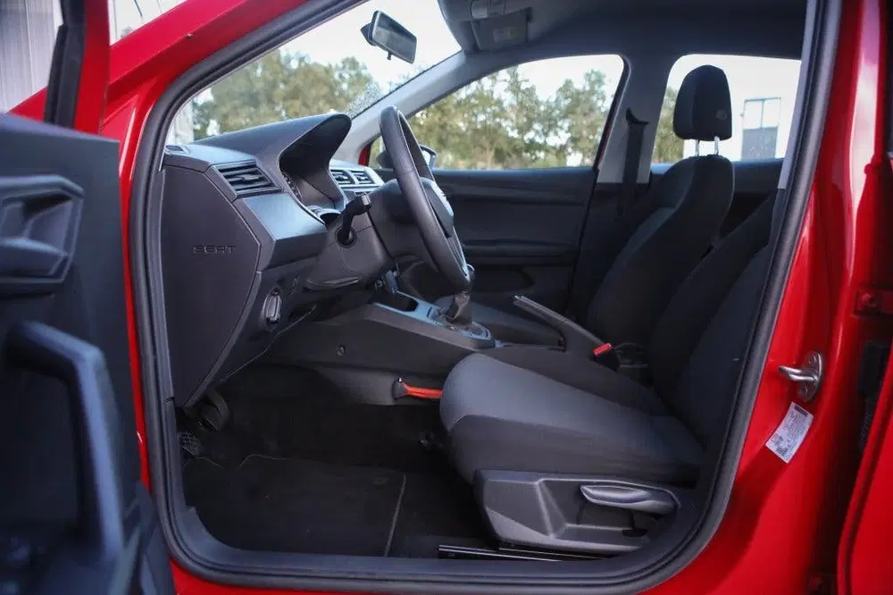 SEAT Arona 1.0 TSI Reference uit 2020, foto 12