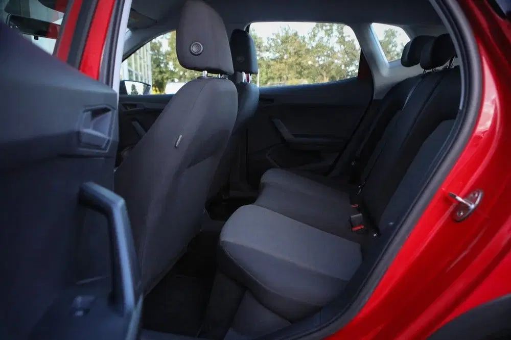 SEAT Arona 1.0 TSI Reference uit 2020, foto 13