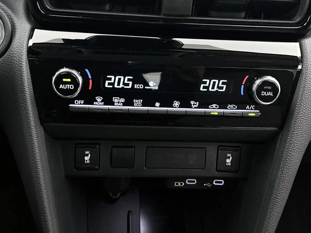 Toyota Yaris Cross 1.5 Hybrid 130 Executive + uit 2025, foto 11