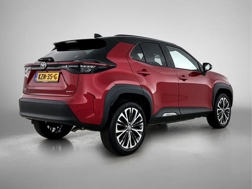 Toyota Yaris Cross 1.5 Hybrid 130 Executive + uit 2025, foto 2