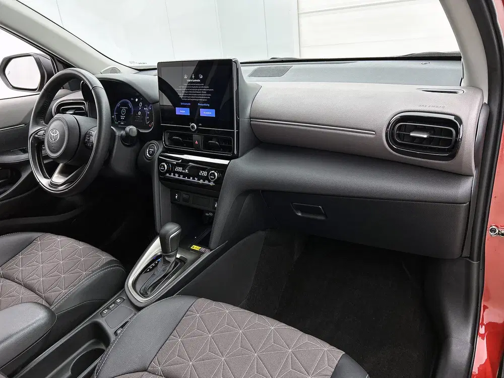Toyota Yaris Cross 1.5 Hybrid 130 Executive + uit 2025, foto 6