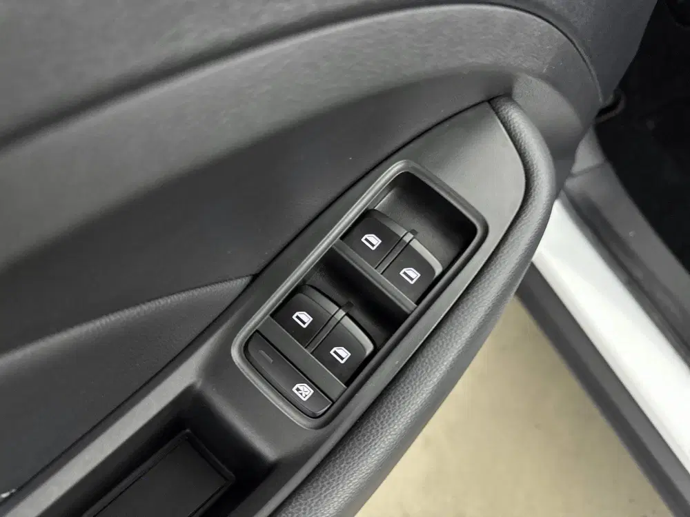 MG ZS EV Luxury 45 kWh Ledere bekleding uit 2021, foto 10