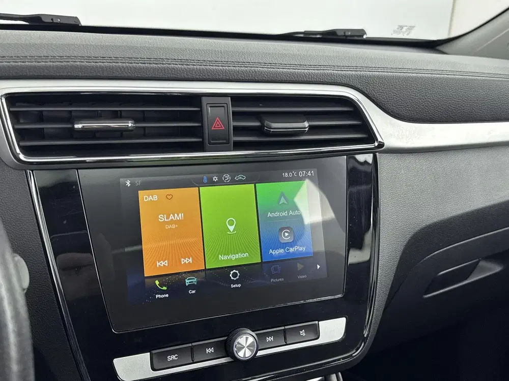MG ZS EV Luxury 45 kWh Ledere bekleding uit 2021, foto 12