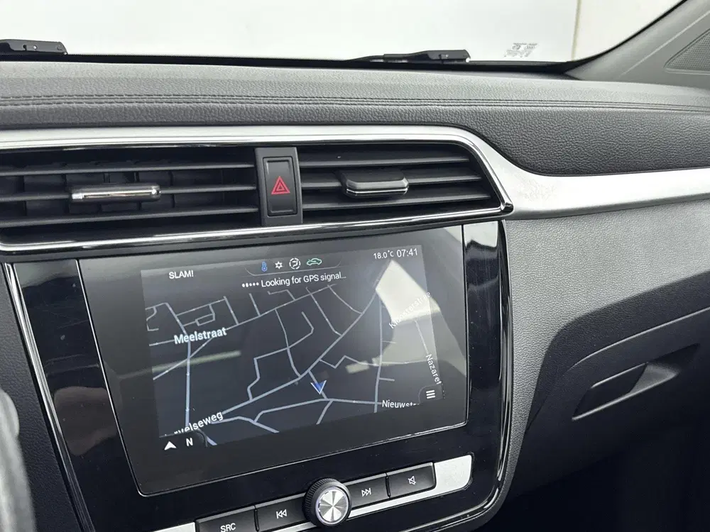 MG ZS EV Luxury 45 kWh Ledere bekleding uit 2021, foto 13