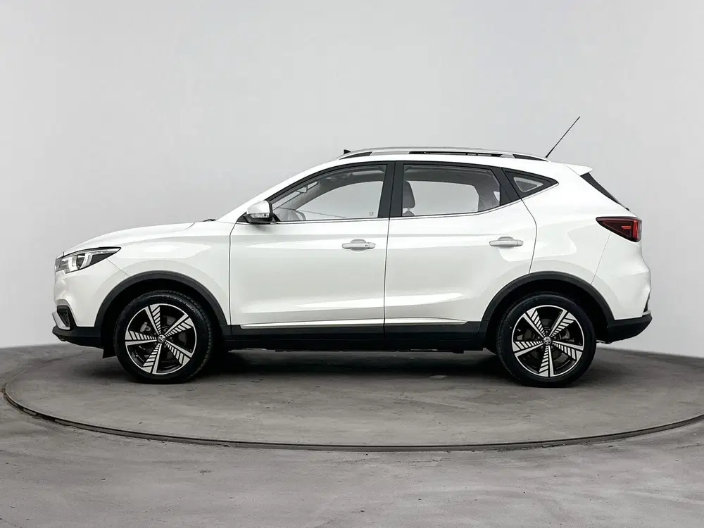 MG ZS EV Luxury 45 kWh Ledere bekleding uit 2021, foto 2