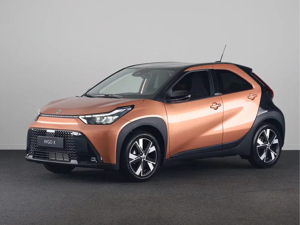 Toyota Aygo X Hybrid 115 pulse + Easy Pack (bj 2026) uit 2026
