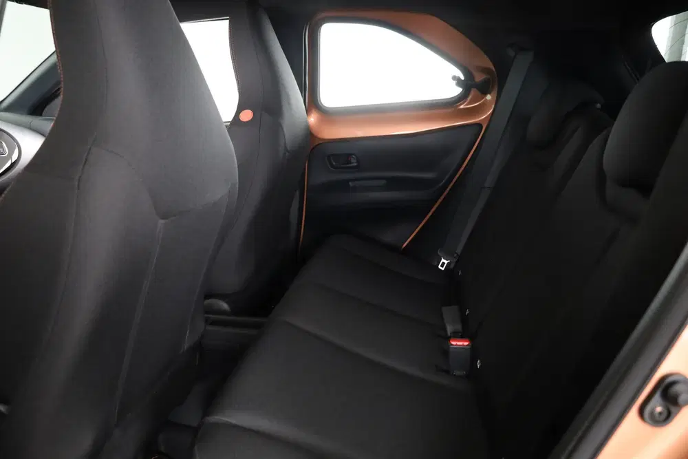 Toyota Aygo X Hybrid 115 pulse + Easy Pack (bj 2026) uit 2026, foto 15