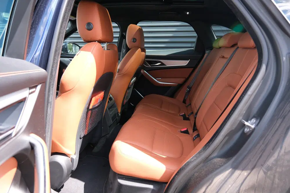 Jaguar F-Pace 2.0 P400e PHEV Limited Edition R-Dynamic S uit 2022, foto 11