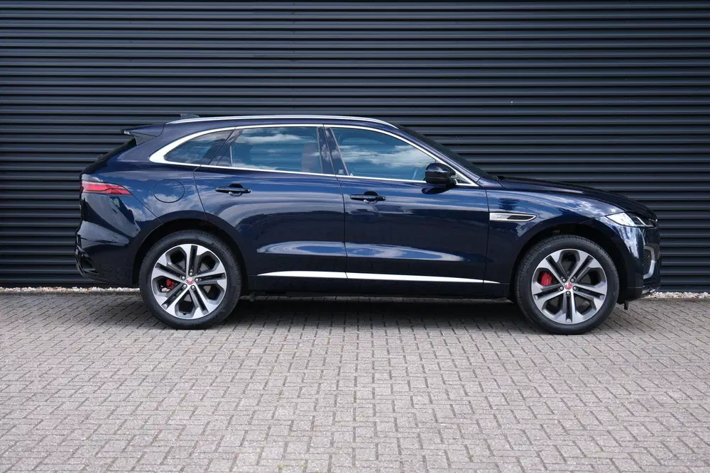 Jaguar F-Pace 2.0 P400e PHEV Limited Edition R-Dynamic S uit 2022, foto 3
