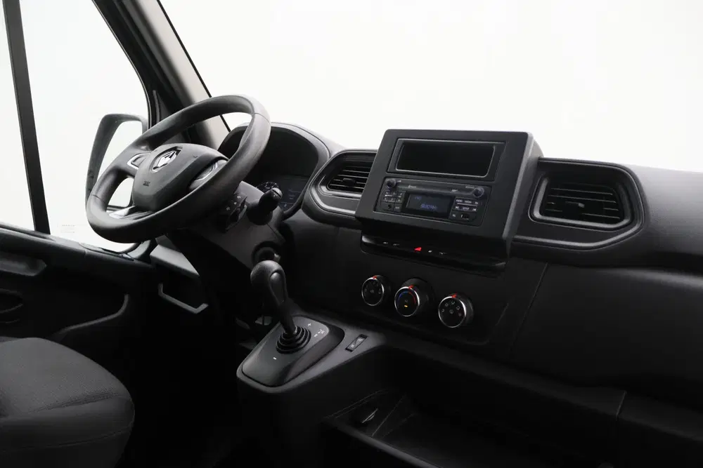 Renault Master T35 2.3 dCi 150 L2H2 Energy Comfort Automa uit 2022, foto 2