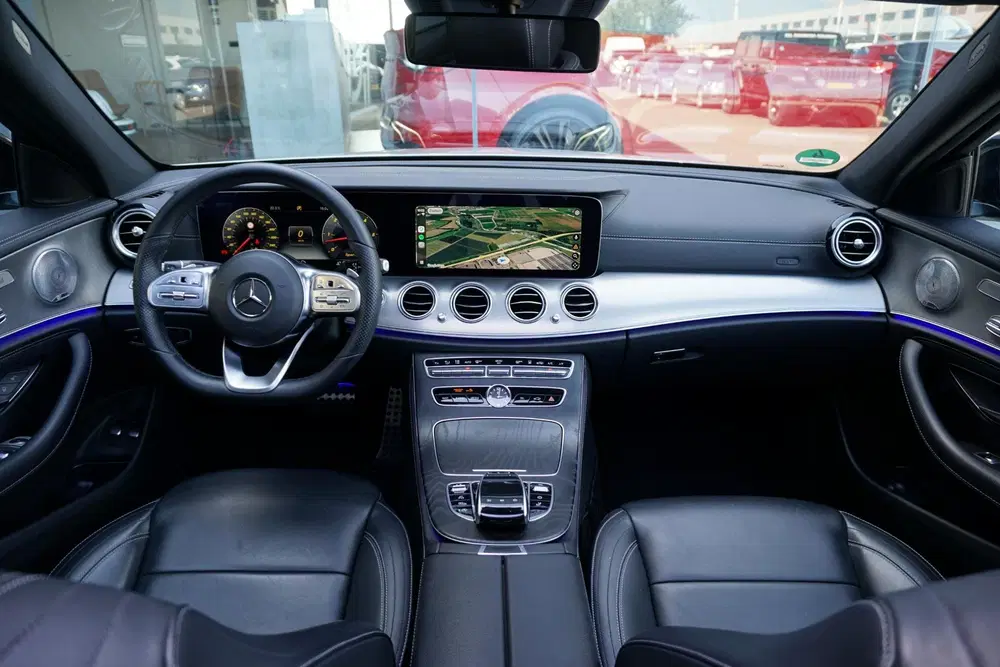 Mercedes-Benz E-Klasse 400 d 4Matic Premium Plus AMG uit 2019, foto 4