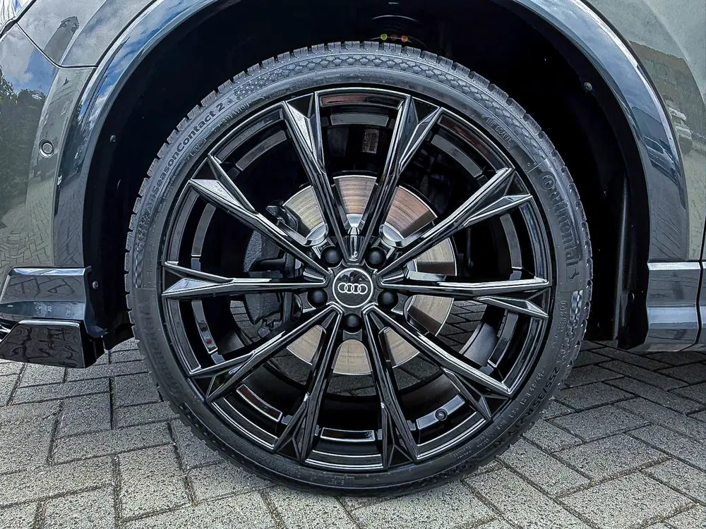 Audi Q3 45TFSI e 245pk S-Tronic Competition S Edit uit 2023, foto 10