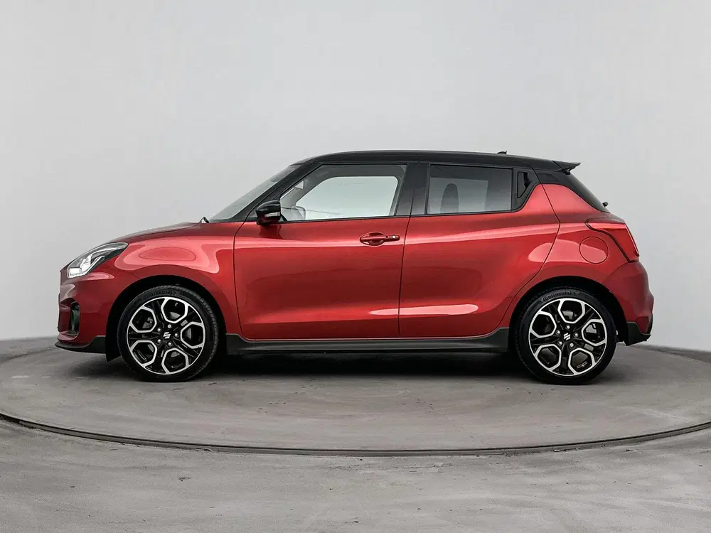Suzuki Swift 1.4 Sport Smart Hybrid Navigatie uit 2024, foto 2