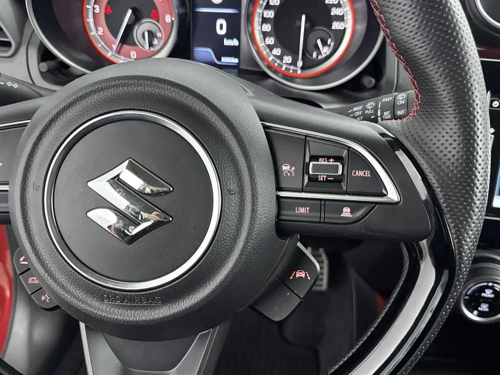 Suzuki Swift 1.4 Sport Smart Hybrid Navigatie uit 2024, foto 6