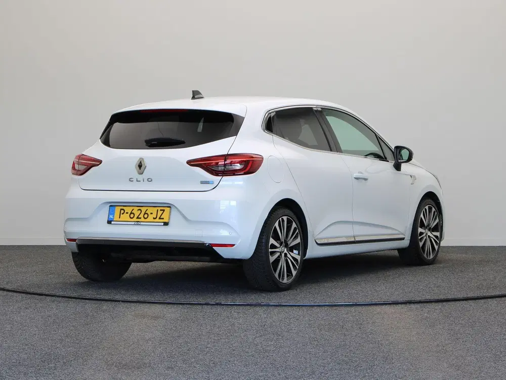 Renault Clio E-Tech Hybrid 140pk Initiale Paris uit 2022, foto 11