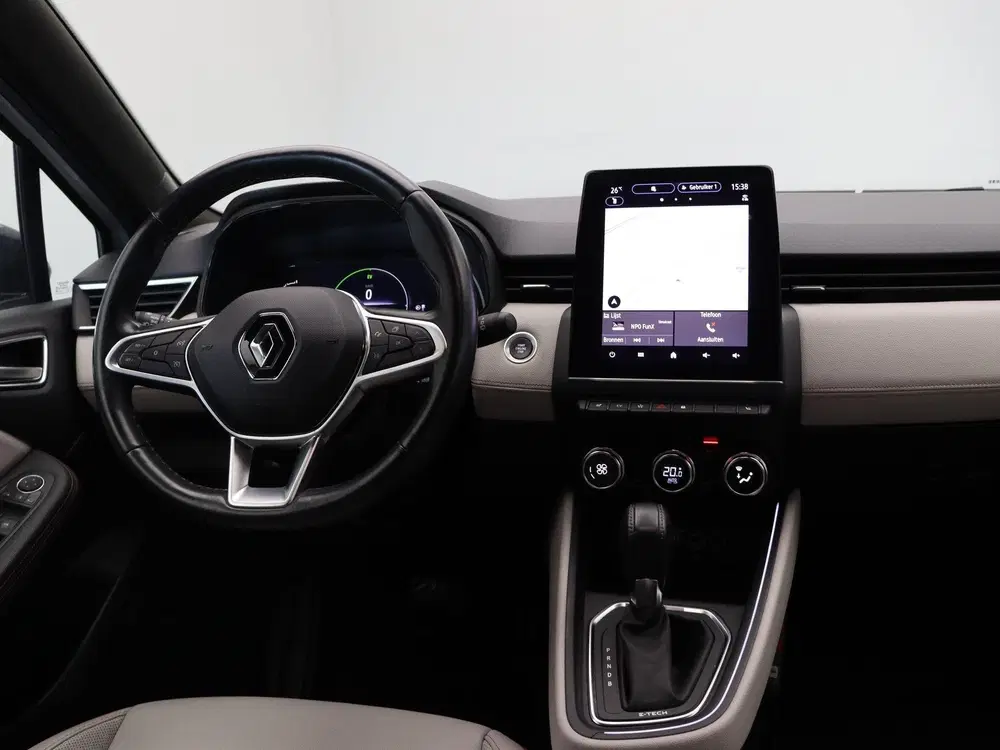Renault Clio E-Tech Hybrid 140pk Initiale Paris uit 2022, foto 4